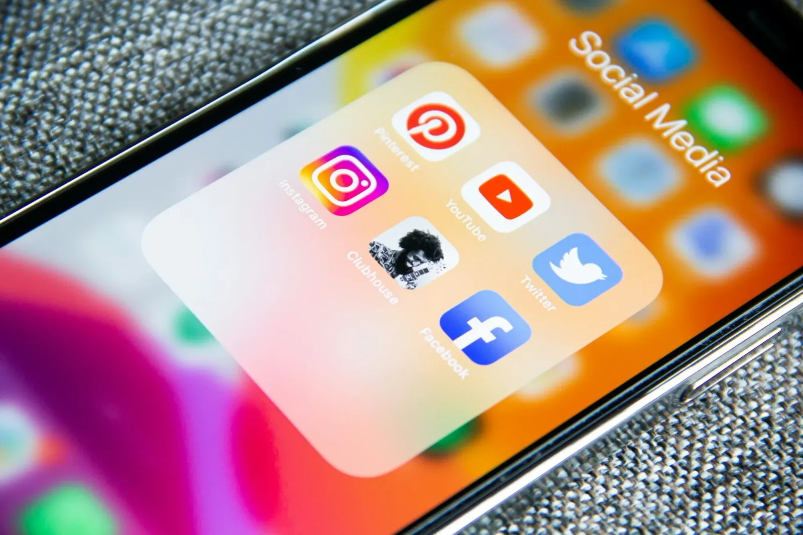 Shopify social sharing function